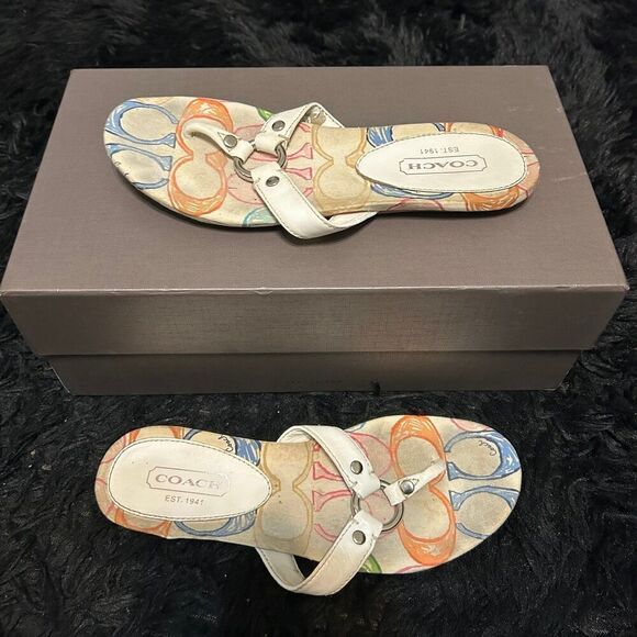 COACH white sandals flip flops shoes women’s 6.5 - Picture 2 of 6